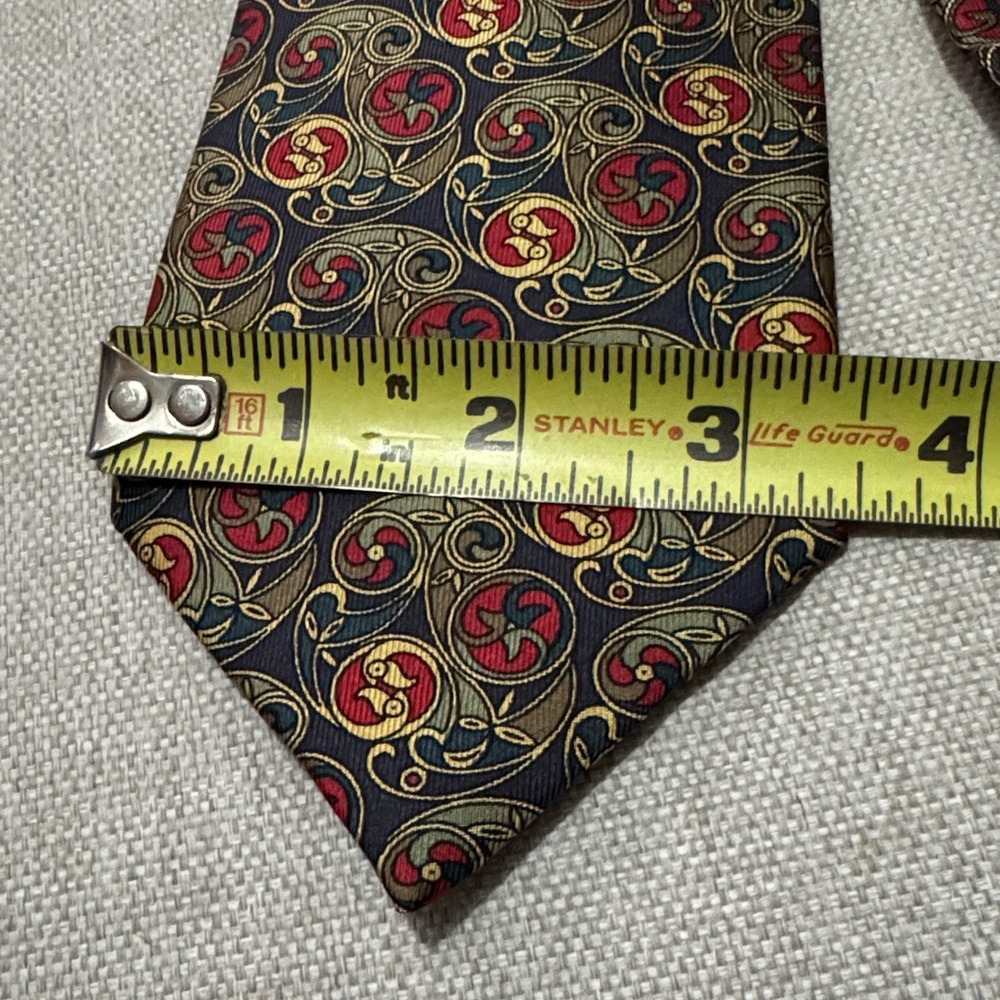 EUC Men’s Silk Tie-British Museum Made in England-Reds/Greens/Golds - Picture 4 of 6